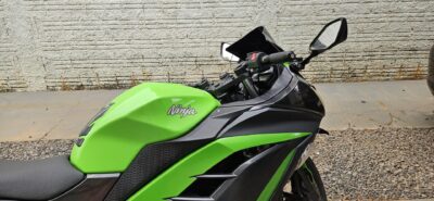 Ninja 300 ano 2015